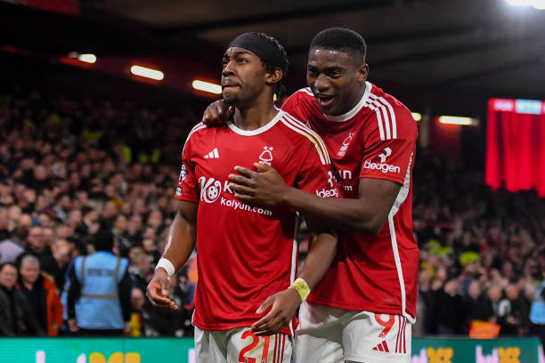 构及杠杆资 构及杠杆资