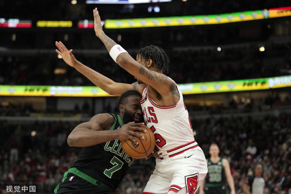 精彩的头球 精彩的头球