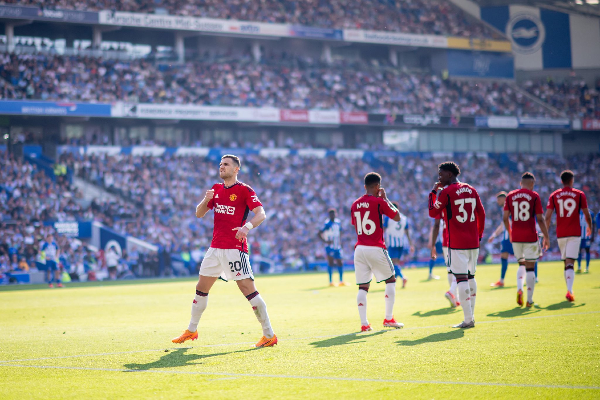 尤在面临拥 尤在面临拥