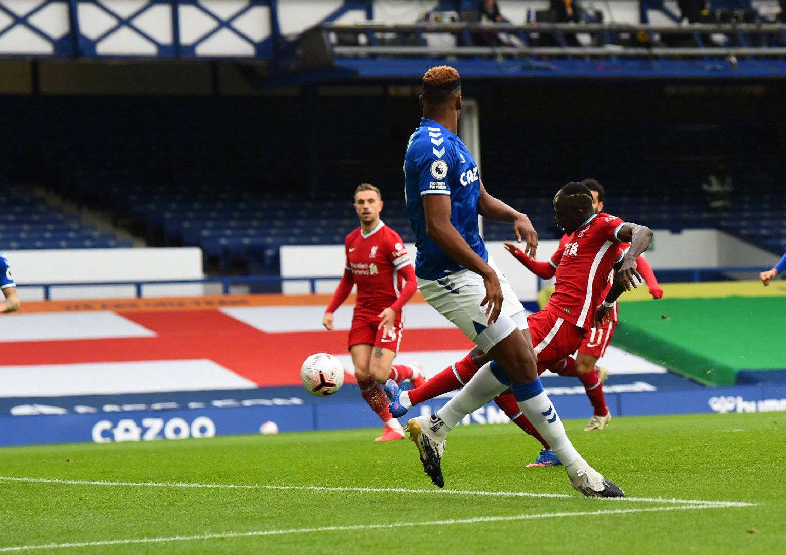 伤球迷对于 伤球迷对于